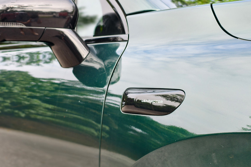 Leapmotor C10 side sensors