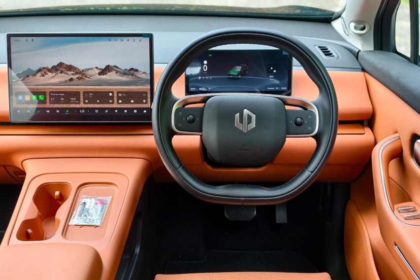 Leapmotor C10 steering wheel