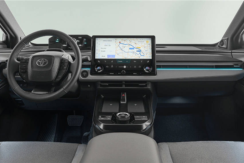 Toyota C-HR+ cabin