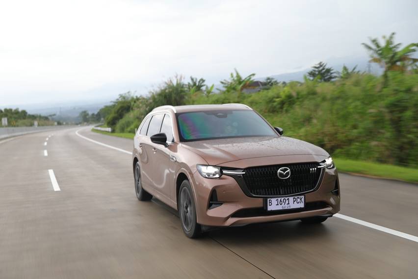 Review test Mazda CX-80 PHEV
