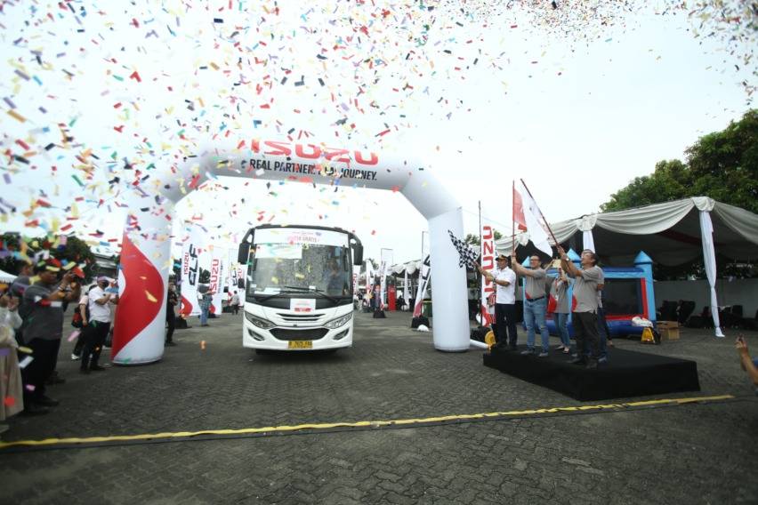 Isuzu Mudik Gratis 2025, Antar 400 Pemudik hingga Kampung Halaman Isuzu Mudik Gratis 2025, Antar 400 Pemudik hingga Kampung Halaman