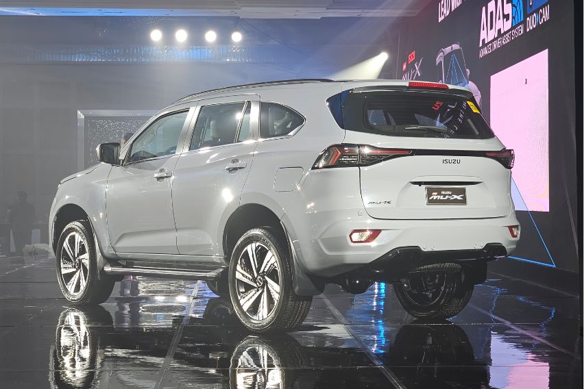 Isuzu mu-X 3