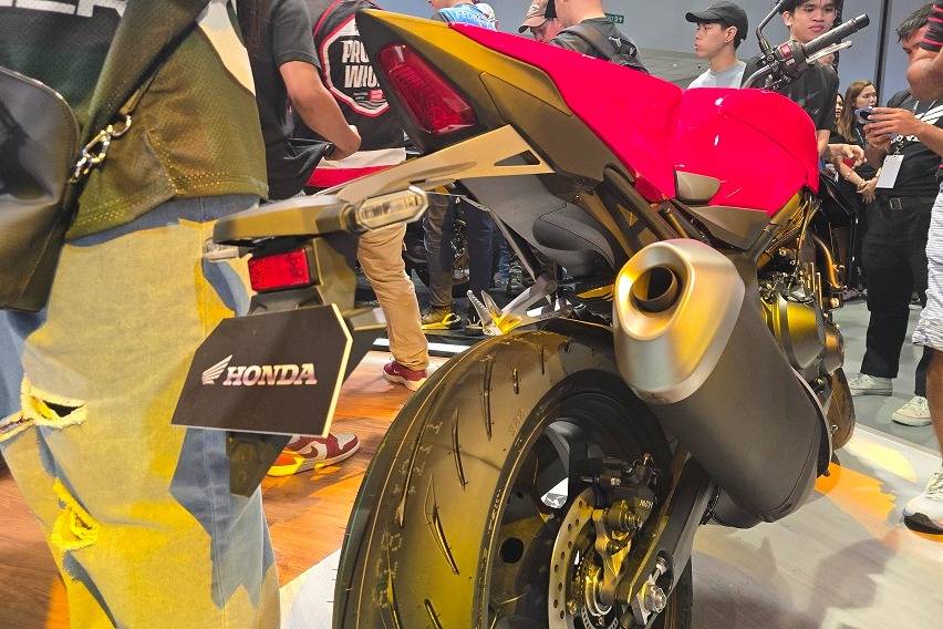 CB1000 Hornet