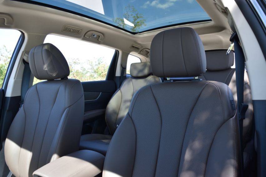 BYD eMAX 7