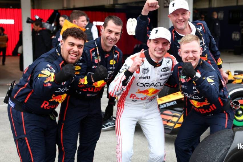 Bersama Red Bull Racing Honda, Verstappen Naik Podium di Kandang Sendiri Bersama Red Bull Racing Honda, Verstappen Naik Podium di Kandang Sendiri