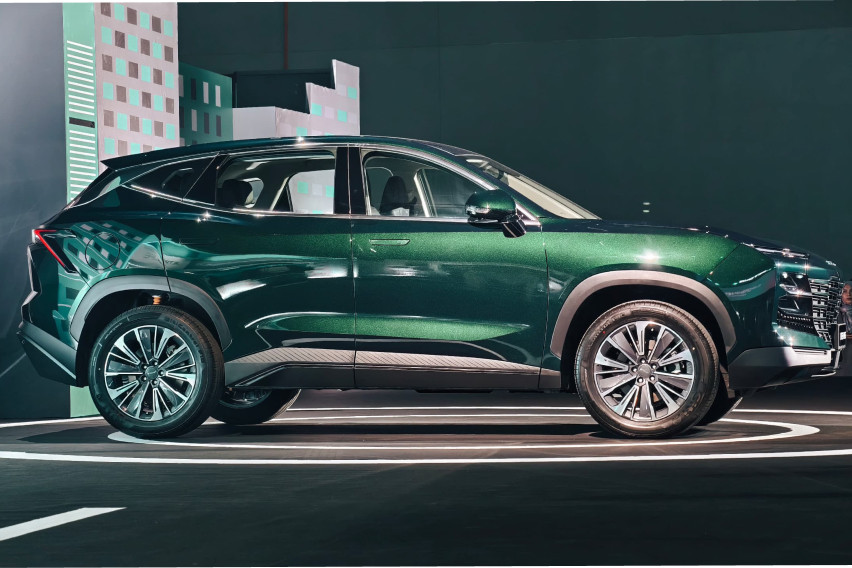 Jetour Dashing side profile