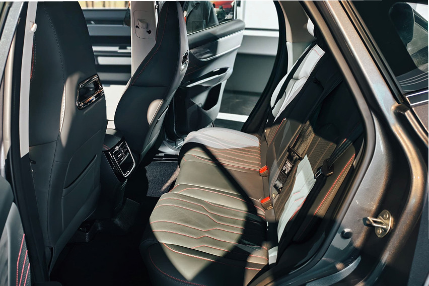 Jetour dashing rear seats