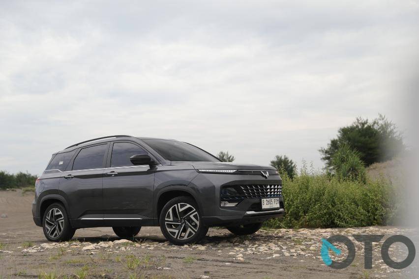 Wuling Almaz RS Pro Hybrid