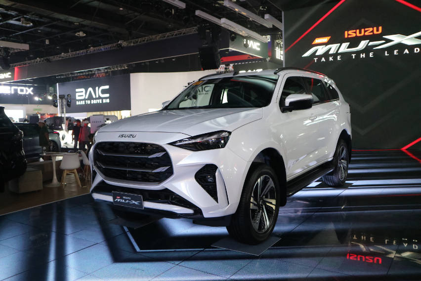Isuzu mu-X at MIAS 2025