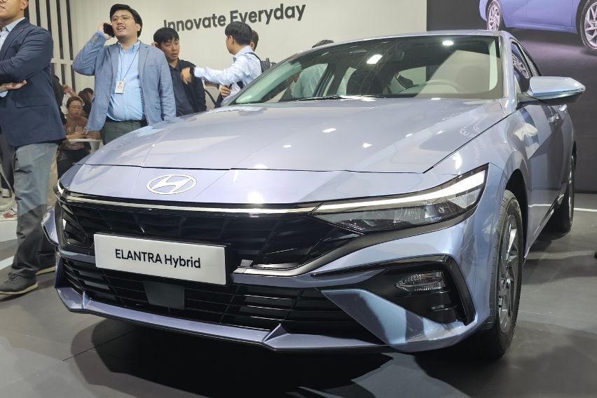 Hyundai Elantra Hybrid