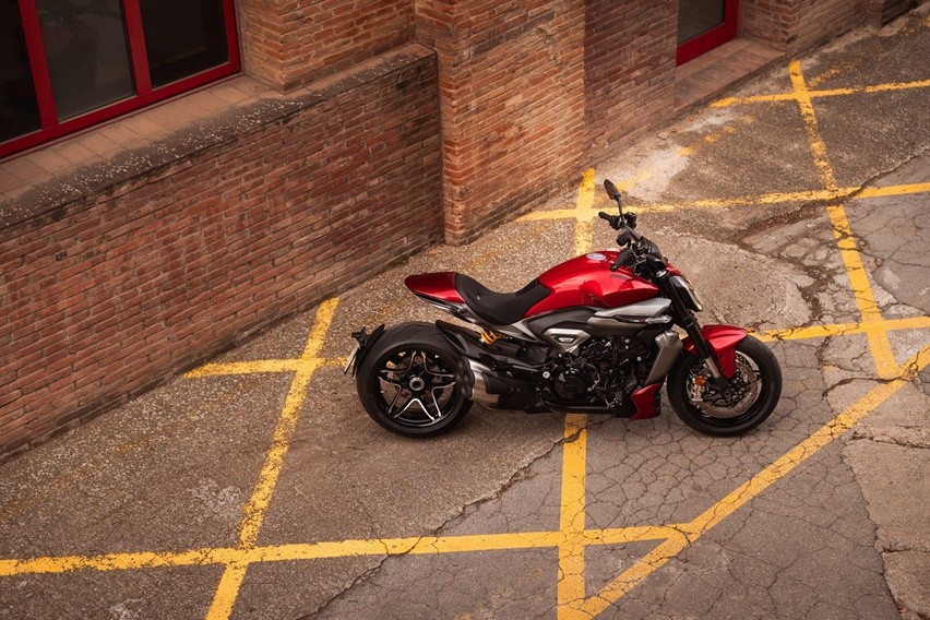 Ducati XDiavel V4