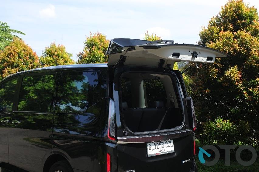 Nissan Serena e-Power