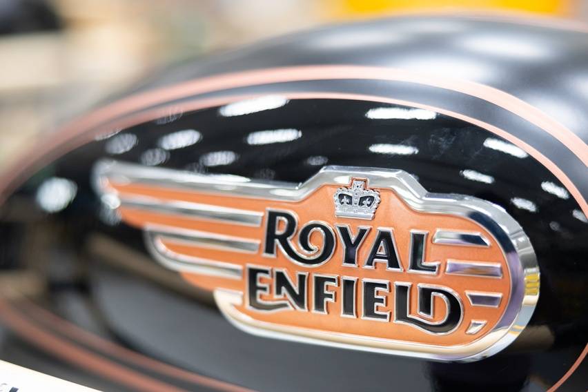 Royal Enfield Catat Penjualan Tertinggi Sepanjang Masa, Tembus 1 juta Unit Royal Enfield Catat Penjualan Tertinggi Sepanjang Masa, Tembus 1 juta Unit