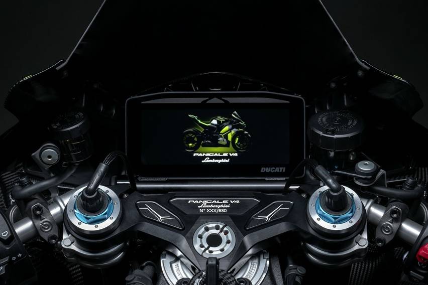 Ducati Panigale V4 Lamborghini