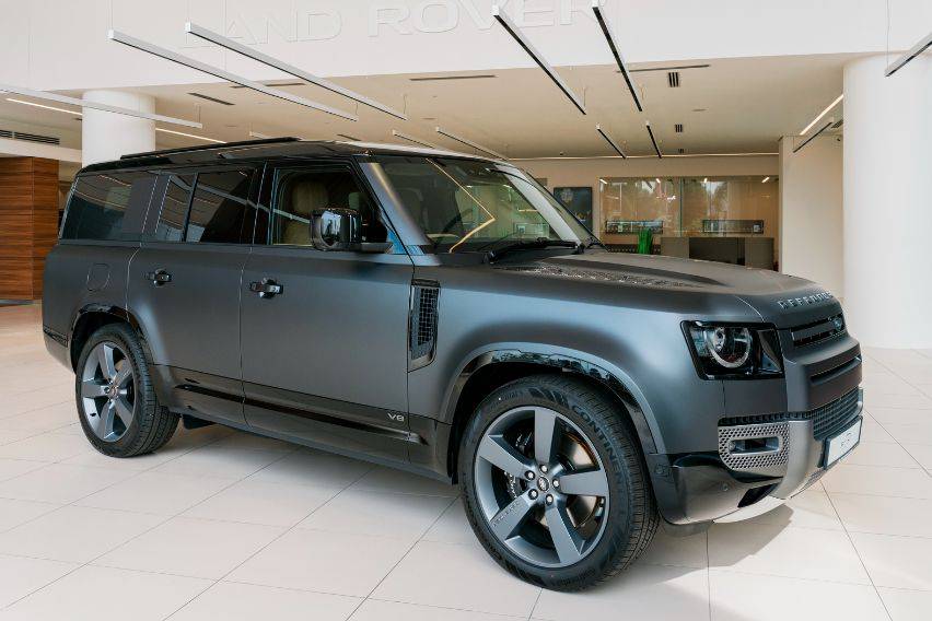 All-new Land Rover Defender V8 arrives in Malaysia; starts from RM 998k All-new Land Rover Defender V8 arrives in Malaysia; starts from RM 998k