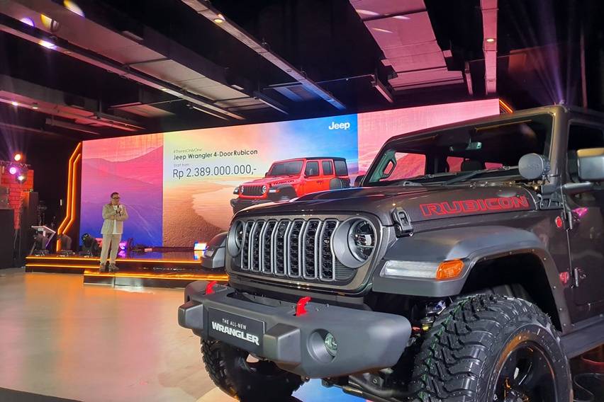 Launching Jeep Wrangler Rubicon