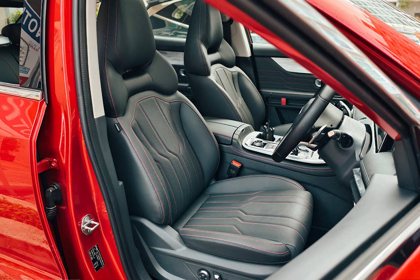 Jetour Dashing front seats