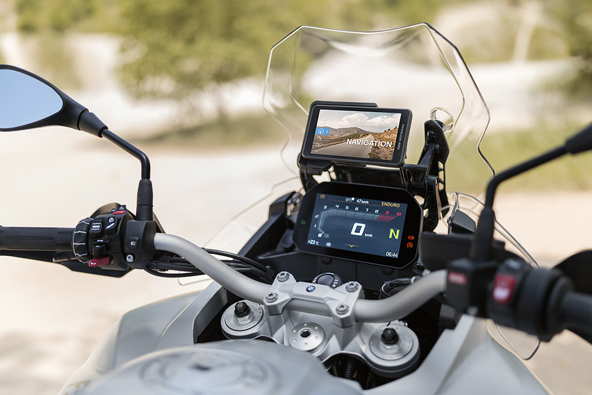 2025 BMW F 900 GS Adventure instrument cluster