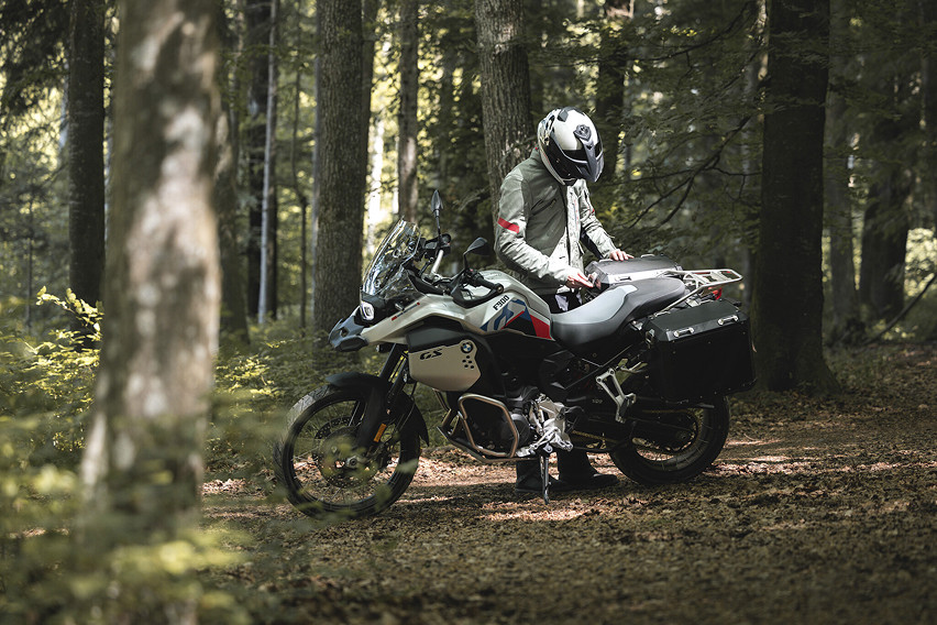 2025 BMW F 900 GS Adventure 