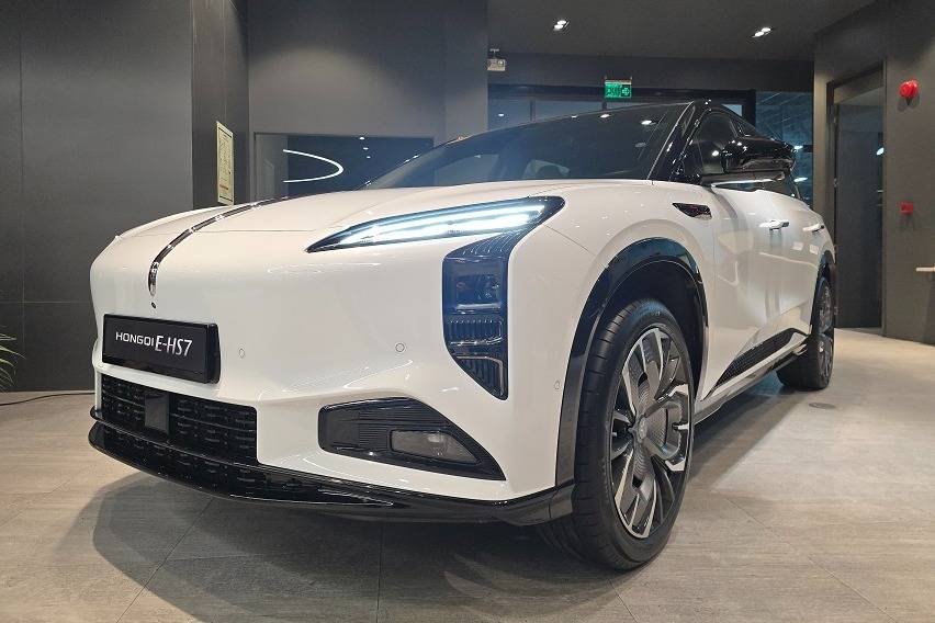 E-HS7