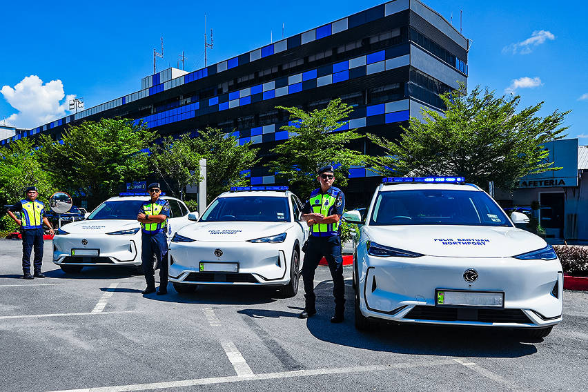 Malaysian companies are falling for the Proton e.MAS 7 too - Northport leads the way Malaysian companies are falling for the Proton e.MAS 7 too - Northport leads the way