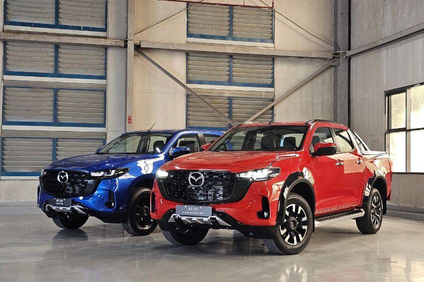 Mazda BT-50: old vs. new Mazda BT-50: old vs. new