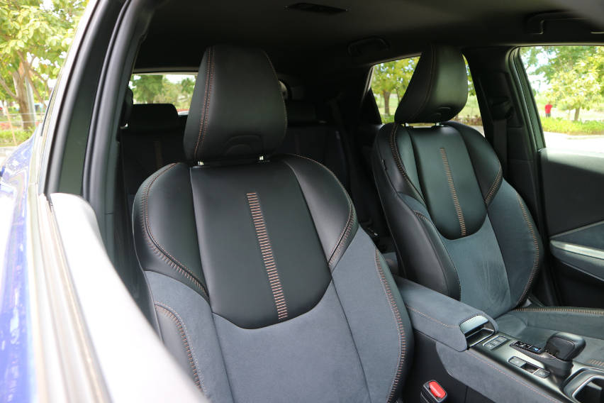 Lexus LBX