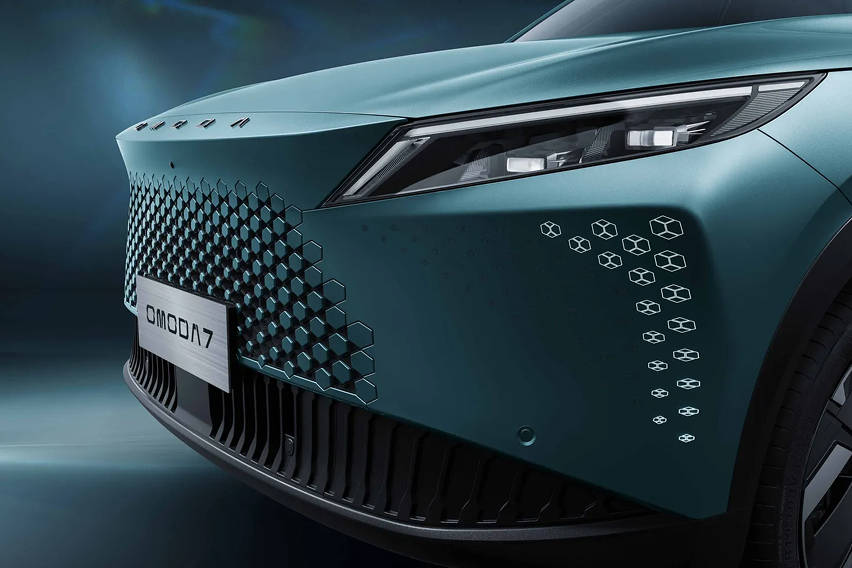 Omoda C7 front grille