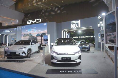 Di PEVS 2025, BYD Pamer Produk dan Pencapaian di Indonesia Di PEVS 2025, BYD Pamer Produk dan Pencapaian di Indonesia