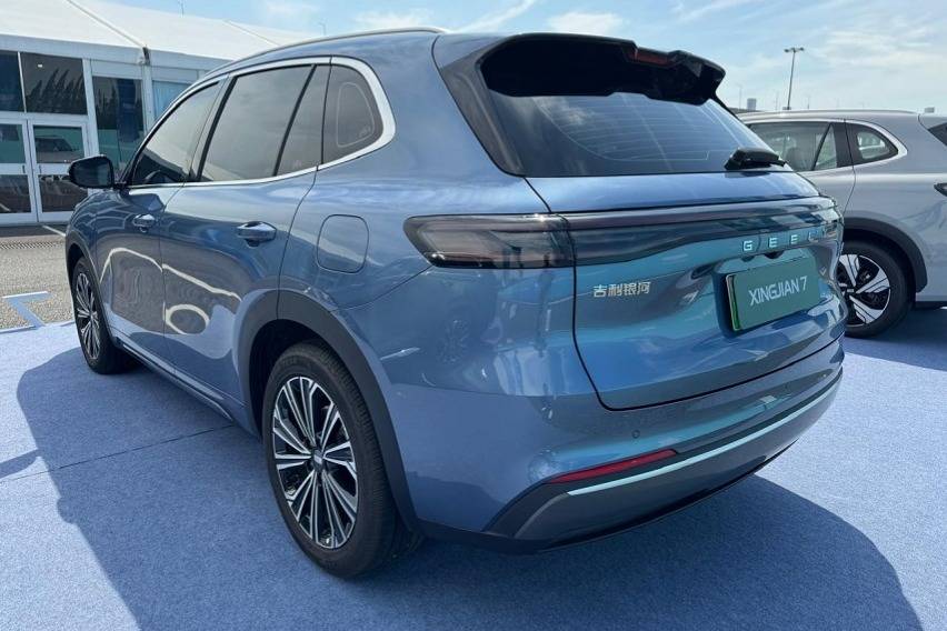 Geely Starship 7