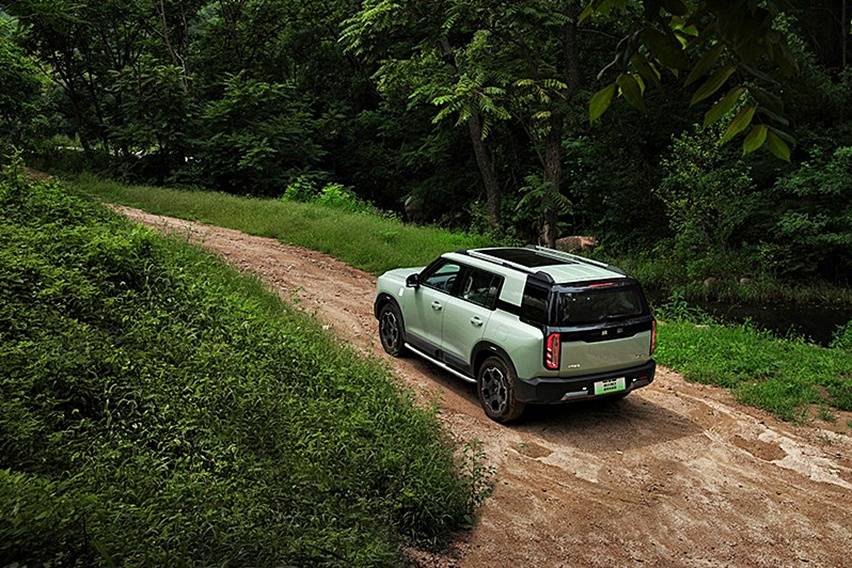 BAIC BJ30