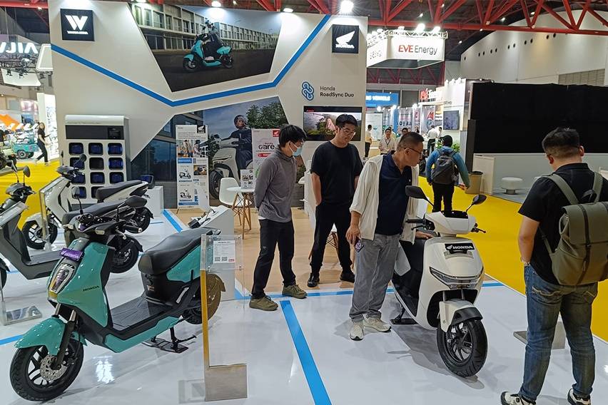 Promo motor listrik Honda