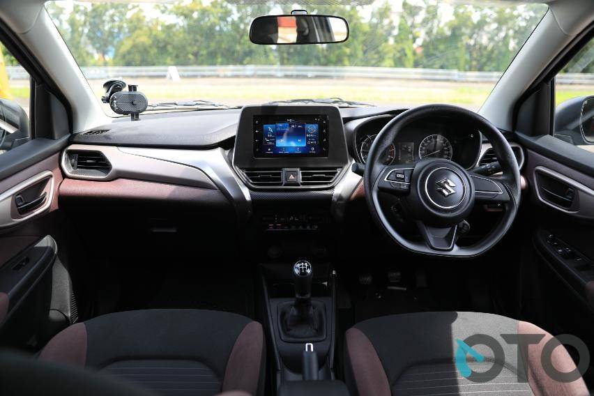 Suzuki Fronx GL