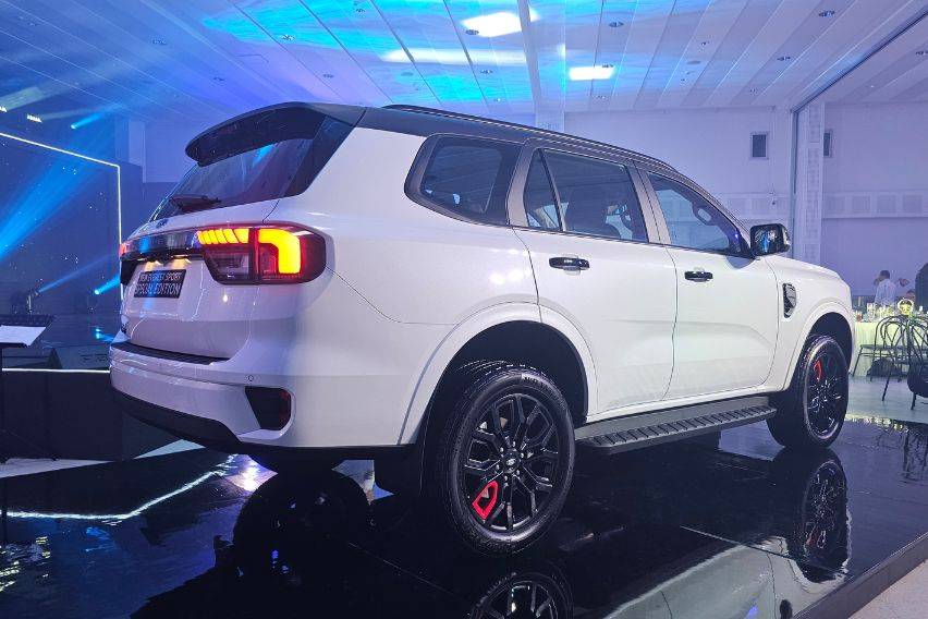 Ford Everest Sport SE