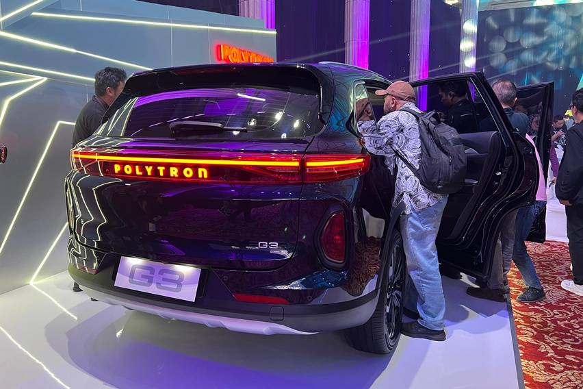 Mobil listrik Polytron G3