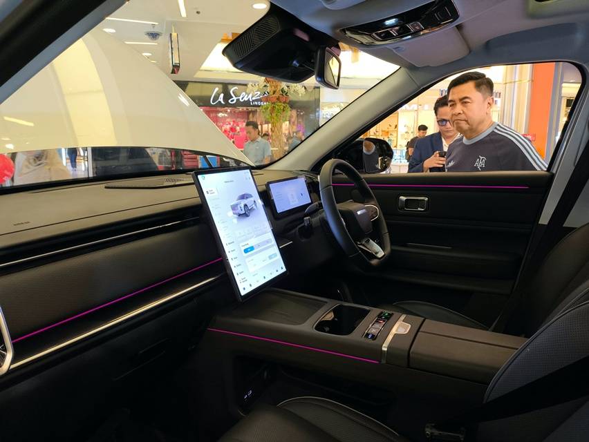 Interior Jaecoo J7 SHS
