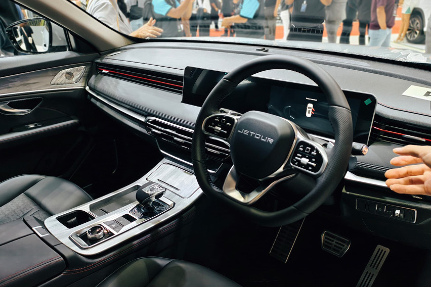 Jetour VT9 cabin