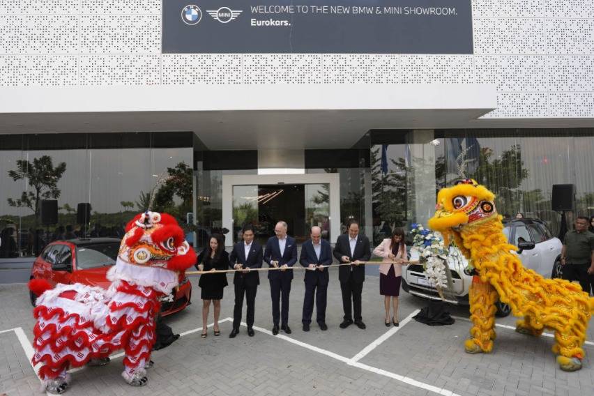 BMW MINI Eurokars PIK 2 Resmi Dibuka, Hadirkan Konsep Retail Next untuk Pengalaman Premium BMW MINI Eurokars PIK 2 Resmi Dibuka, Hadirkan Konsep Retail Next untuk Pengalaman Premium