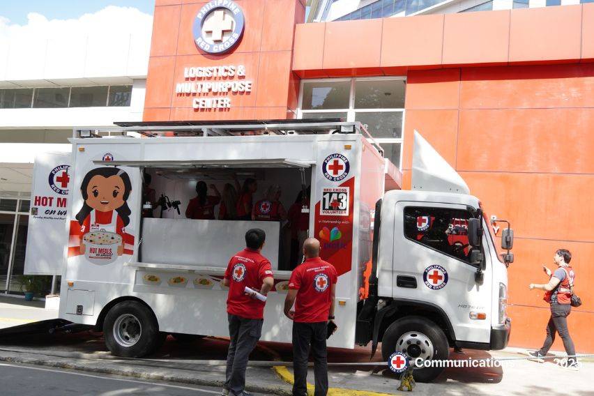 Hyundai food truck red cross