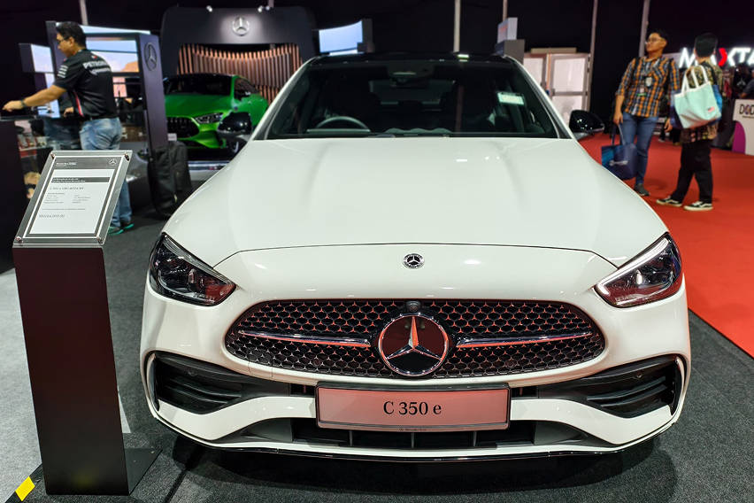 MAS 2025: Mercedes-Benz showcases impressive lineup of flagship and pre-owned cars MAS 2025: Mercedes-Benz showcases impressive lineup of flagship and pre-owned cars
