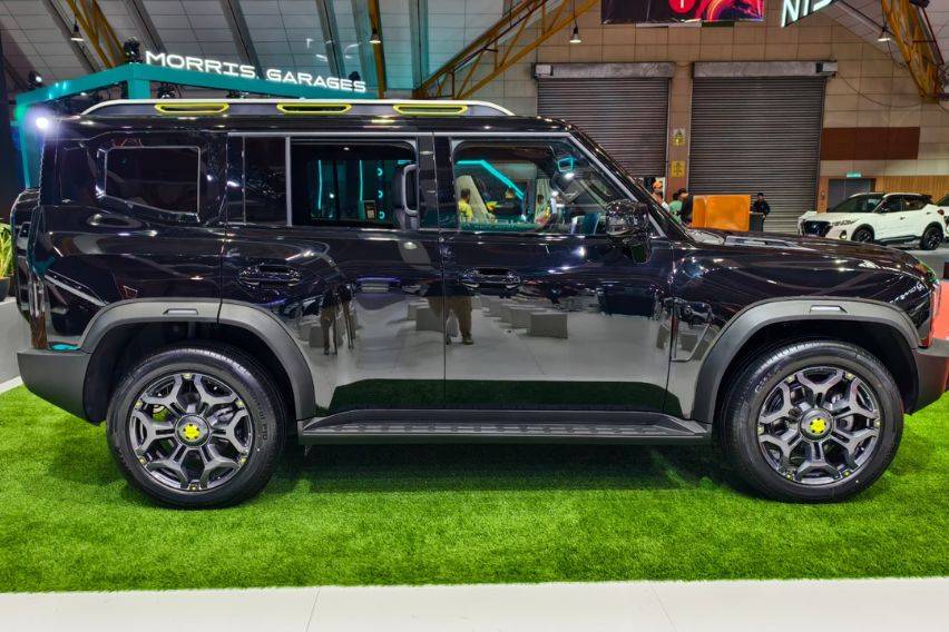 Jetour T2 side