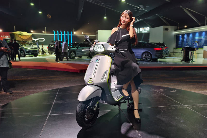 MAS 2025: Vespa Sprint Tech 2025 launched in Malaysia – RM23k, specs and new features