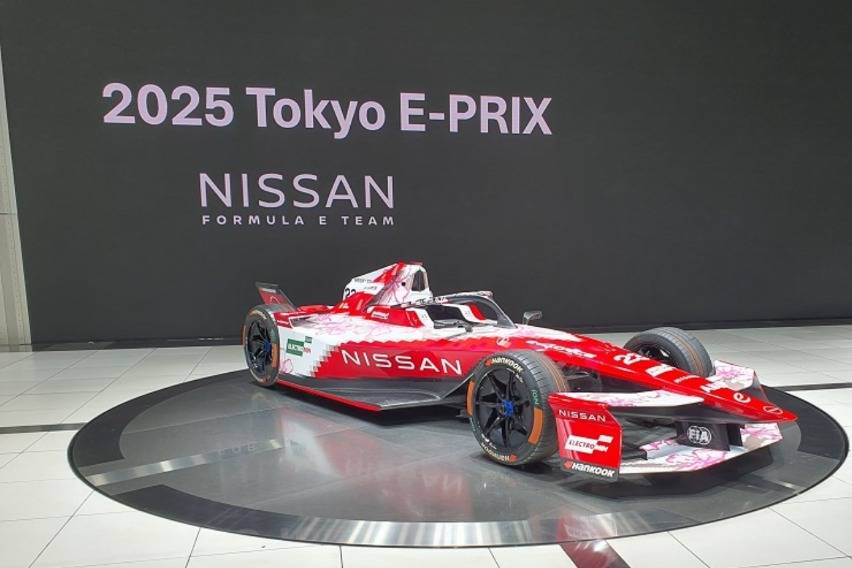 Nissan Perlihatkan Livery Anyar Mobil Formula E Nissan Perlihatkan Livery Anyar Mobil Formula E