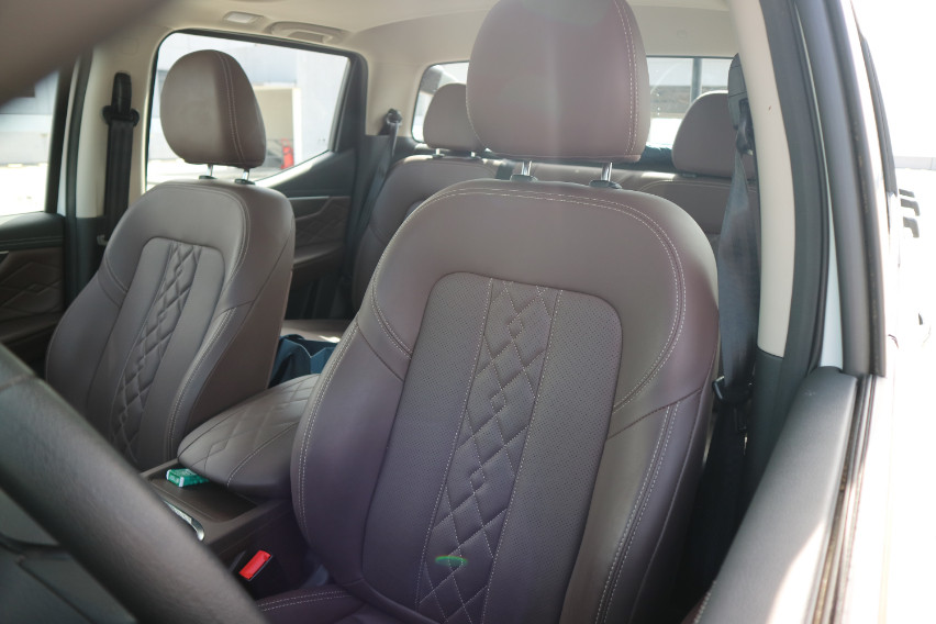 Dongfeng Rich 7 4X4 Upper