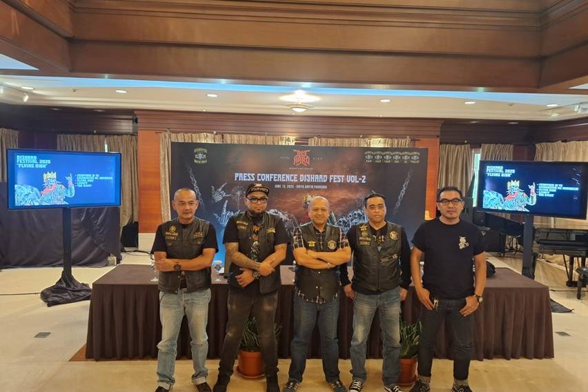 Cosanostra MC Rayakan HUT ke-16: Gelar D13Hard Festival, Padukan Kultur Motor dengan Musik Cosanostra MC Rayakan HUT ke-16: Gelar D13Hard Festival, Padukan Kultur Motor dengan Musik