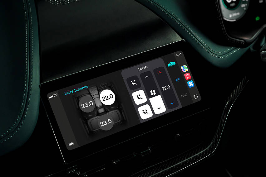 Aston_Martin_Apple_CarPlay_Ultra front view