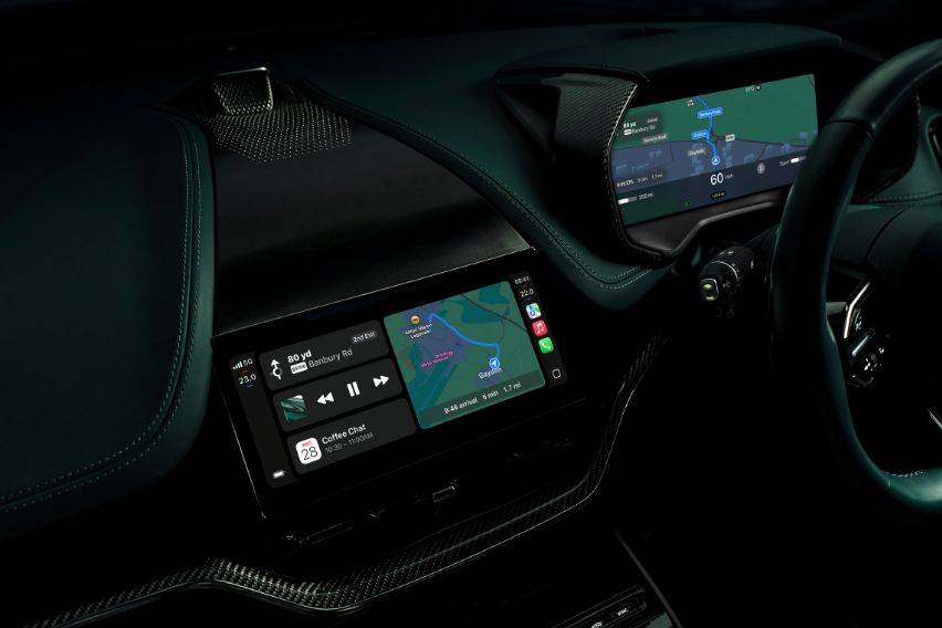 Apple CarPlay Ultra - Aston Martin