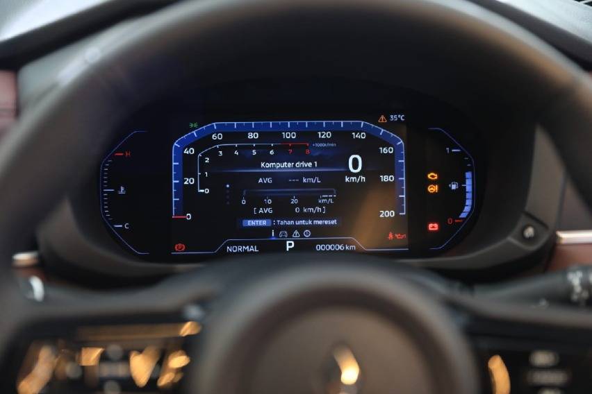 Mitsubishi Xpander Cross 2025