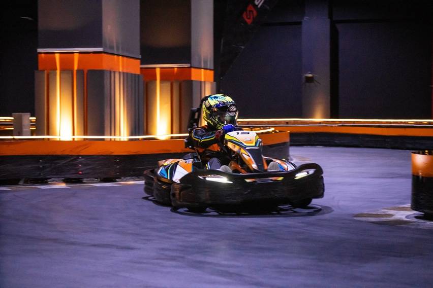 Pembalap Barcode Gokart