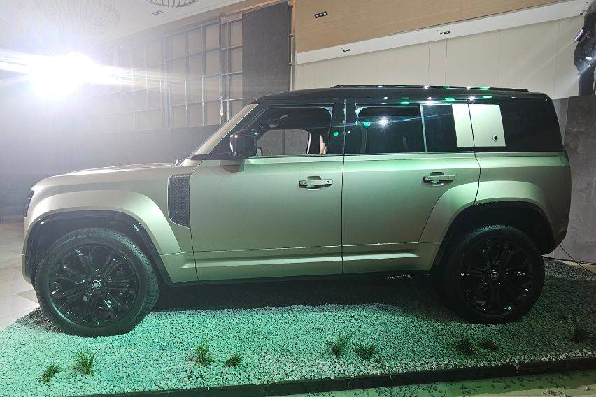 Land Rover Defender Octa